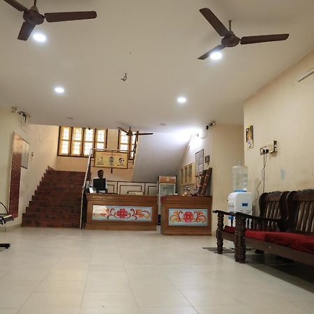 Official Sripuram Golden Temple Guest House 韦洛尔 外观 照片